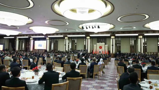 Cumhurbaşkanı Erdoğan, gençlerle buluştu
