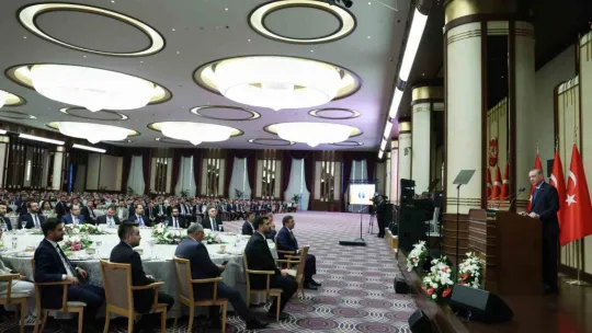 Cumhurbaşkanı Erdoğan, gençlerle buluştu