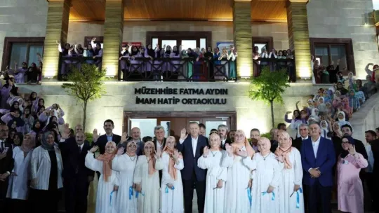 Cumhurbaşkanı Erdoğan, Müzehhibe Fatma Aydın İmam Hatip Ortaokulu'nu açtı