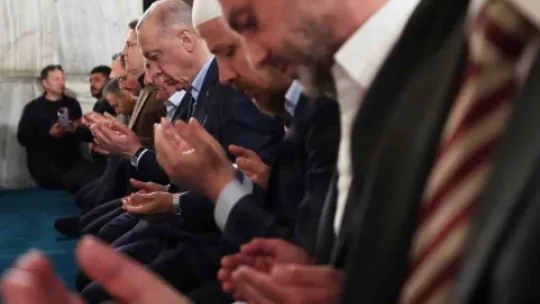 Cumhurbaşkanı Erdoğan yatsı namazını Ayasofya Camii'nde kıldı