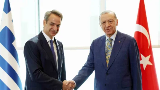 Cumhurbaşkanı Erdoğan, Yunanistan Başbakanı Miçotakis'i kabul etti