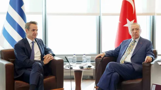 Cumhurbaşkanı Erdoğan, Yunanistan Başbakanı Miçotakis'i kabul etti