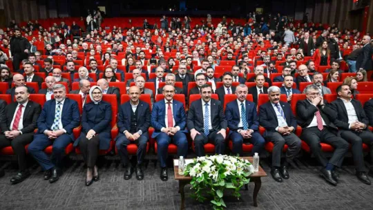 Cumhurbaşkanı Yardımcısı Yılmaz: Dövize erişimde problemimiz yok