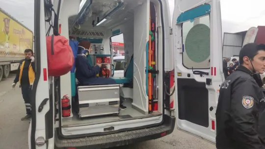Halk otobüsü kazaya karıştı: Yaralılar var!