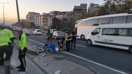 Otomobil takla attı: Yaralılar var!