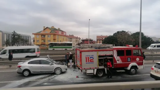 D-100'de zincirleme kazada bir araçta yangın çıktı
