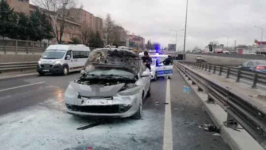 D-100'de zincirleme kazada bir araçta yangın çıktı