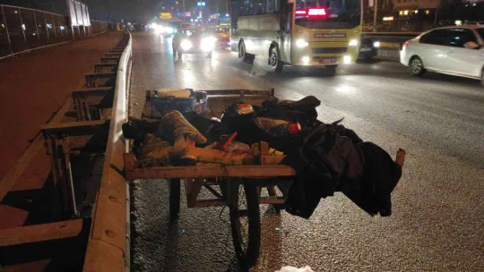 İzmit'te şüpheli çanta fünyeyle patlatıldı