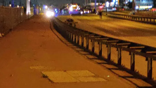 İzmit'te şüpheli çanta fünyeyle patlatıldı