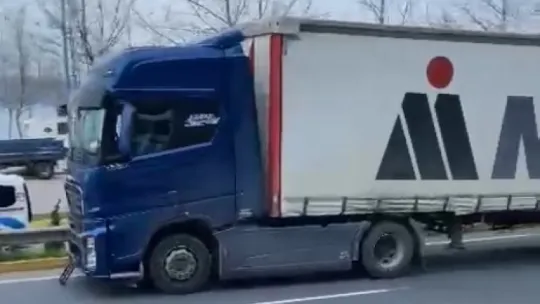 Tırın çarptığı yaya hayatını kaybetti