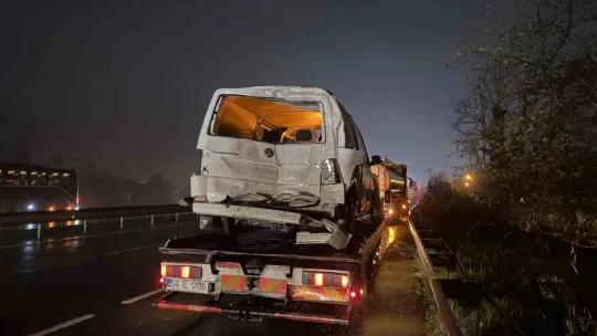 D-650 kara yolunda zincirleme kaza: 12 yaralı