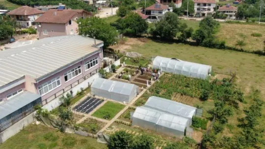 Daha önce hiç böyle bir köy okulu görmediniz