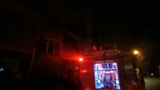 Dakikalar önce ayrıldığı evde yangın çıktı