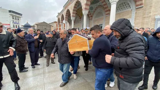 Dede ile torunu aynı günde ölmesi aileyi yasa boğdu
