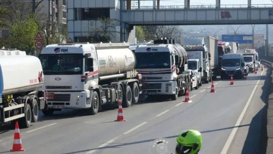 Denetimde uzun kuyruklar oluştu