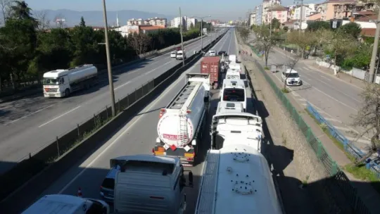 Denetimde uzun kuyruklar oluştu