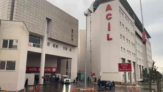 Dengesini kaybedip balkondan düşen kadın yaralandı