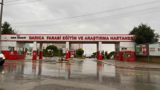 Dengesini kaybedip balkondan düşen kadın yaralandı