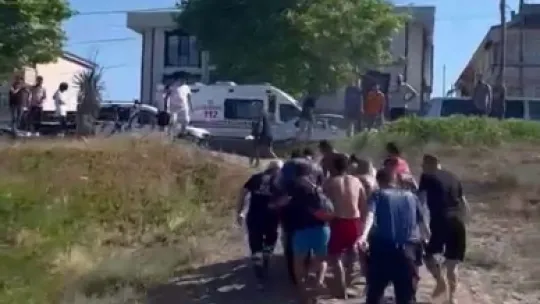 Denizde boğulma tehlikesi geçirmişti, 10 gün sonra acı haberi geldi
