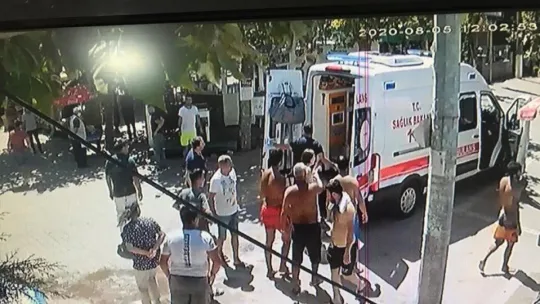 Denize girerken kalp krizi geçirerek hayatını kaybetti
