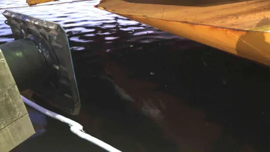 Denizi kirleten gemiye 11 milyon 301 bin TL ceza