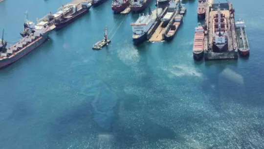 Denizi kirleten yüzer kreyne 1 milyon 333 bin TL ceza