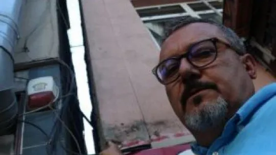 Deprem gerçeğine rağmen Kocaeli'de yamuk binalarda yaşıyorlar