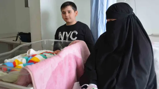 Depreme yakalandı, dünyaya getirdiği bebeğinin adını bile koyamadı