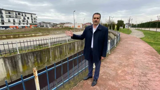 Dere simsiyah aktı, ekipler harekete geçti