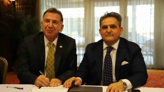 Derincespor Turhan Sofuoğlu'na emanet