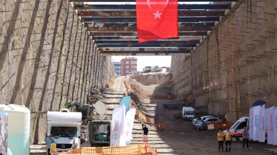 Dev metro projesinin tünelinde ışık gözüktü