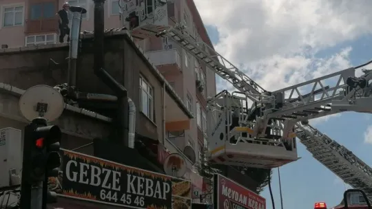 Devraldığı lokantanın tabelasını bile değiştiremeden yangın çıktı
