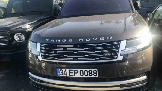 Dilan ve Engin Polat çiftinin araçları yediemin otoparkına çekildi