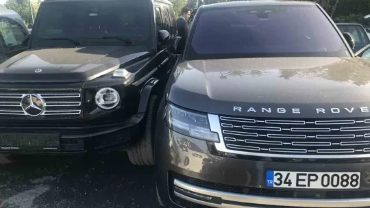 Dilan ve Engin Polat çiftinin araçları yediemin otoparkına çekildi