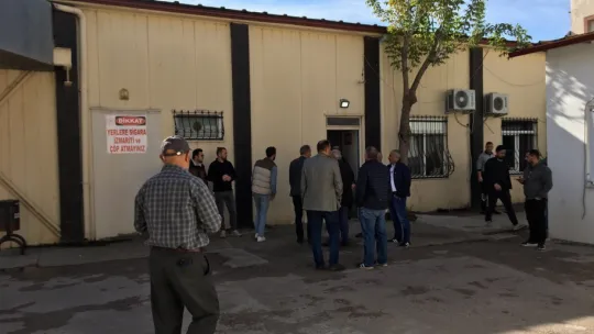 Direksiyon başında fenalaşan halk otobüsü şoförü hayatını kaybetti