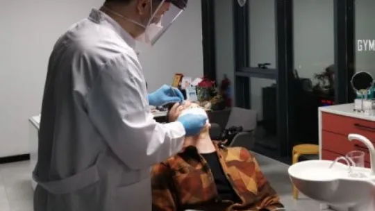 Diş eti hastalığı olanlara korona virüs uyarısı