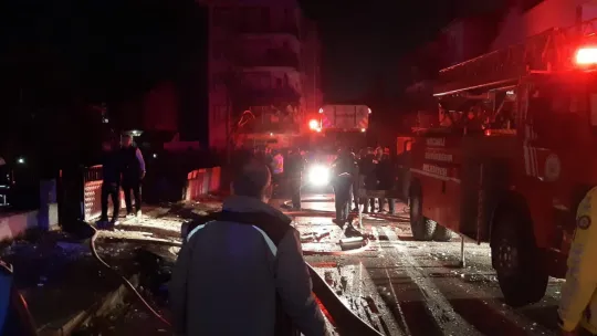 Ağır yaralanan anne ile oğlu yaşam mücadelesini kaybetti