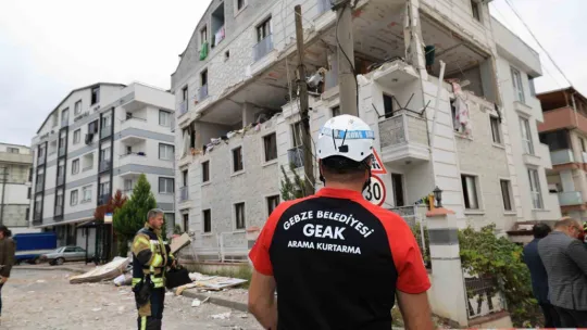 Doğalgaz patlamasının yaraları sarılıyor
