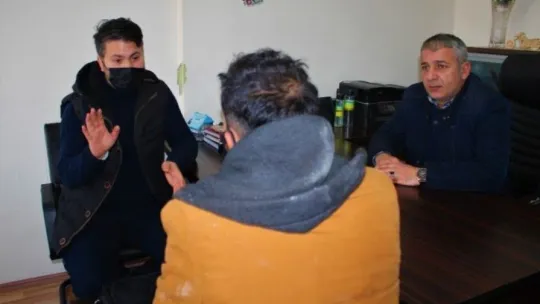 Dolandırıcıya kaptırdığı aracını kurtarmak isterken yine dolandırıldı