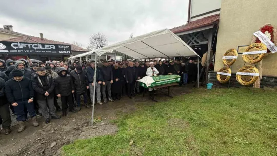 Hadi Özcan, Sakarya'da toprağa verildi
