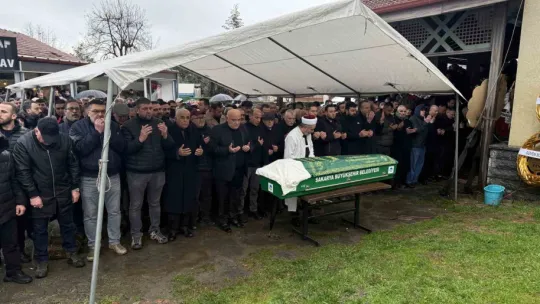 Hadi Özcan, Sakarya'da toprağa verildi
