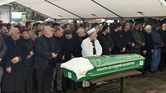 Hadi Özcan, Sakarya'da toprağa verildi