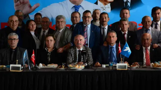 Dedeoğlu muhalefete yüklendi