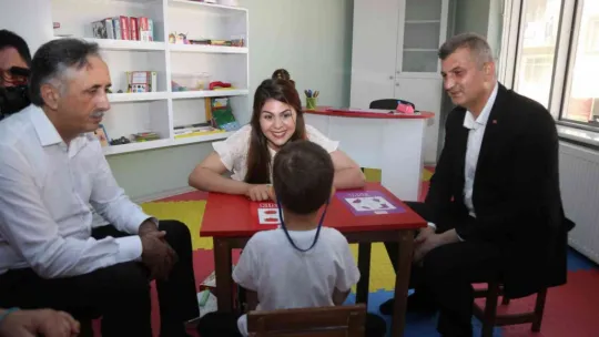 Dudak okuma eğitimleri meyvelerini vermeye başladı