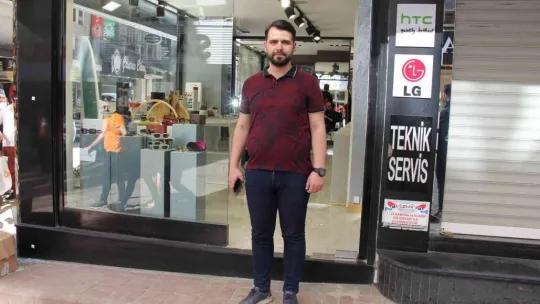Hırsızlar 250 bin lira değerinde saatleri çaldı!