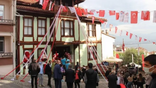 Dünyanın en zengin Atatürk müzesi Kocaeli'de açıldı!