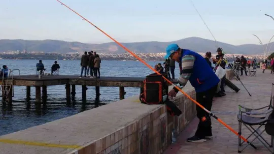 Dünyanın her yerinden balık tutmak için geldiler