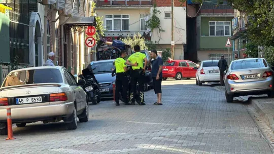Dur ihtarına uymadı, namaz kılma bahanesiyle camiden kaçtı
