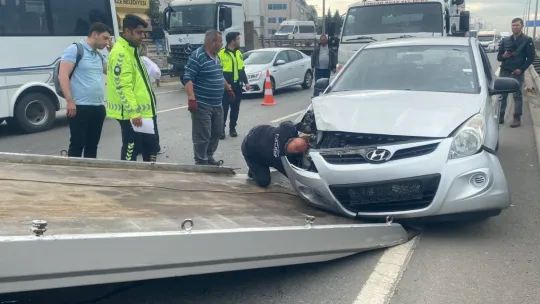Duran tır zincirleme kazaya sebep oldu