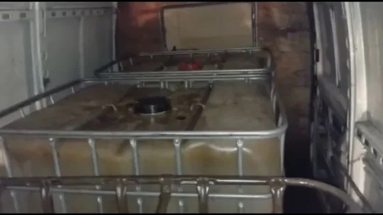 Panelvandan 3 tona yakın akaryakıt ele geçirildi